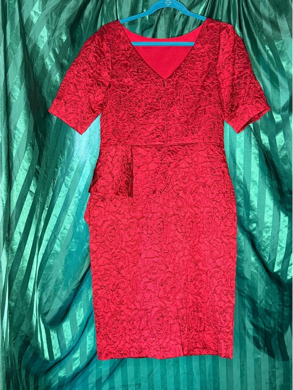 Teri Jon Rickie Freeman Red Textured Floral Sheath Dress Size 12 Short Sleeve